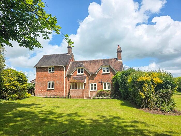 3 Bedroom Detached House To Rent In Gaunts, Wimborne, BH21