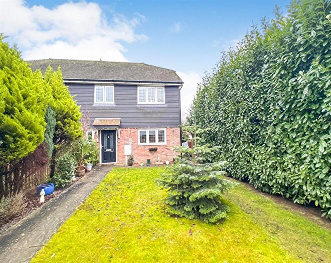 3 Bedroom House For Sale In Greensand Ridge, Kingswood, Maidstone, ME17