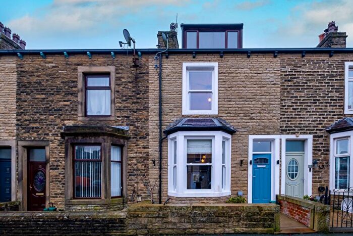 3 Bedroom Terraced House For Sale In Cecil Street, Barnoldswick, BB18