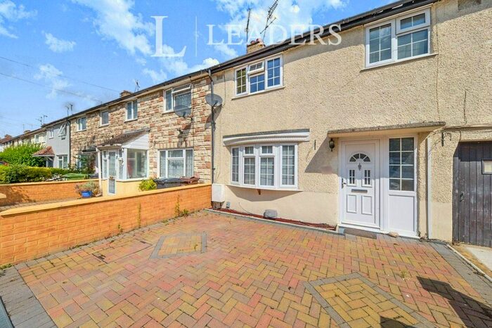 3 Bedroom Terraced House To Rent In Peters Avenue, London Colney, St.Albans, AL2