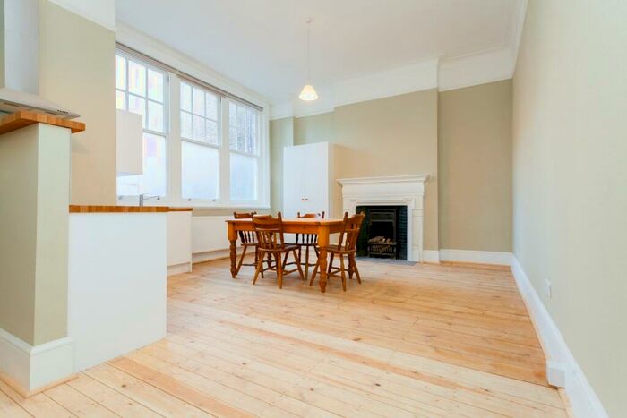 Studio To Rent In The Boleyn Public House, Green Street, Upton Park, E13