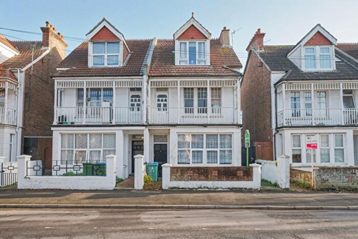 3 Bedroom Apartment For Sale In B Canada Grove, Bognor Regis, West Sussex, PO21