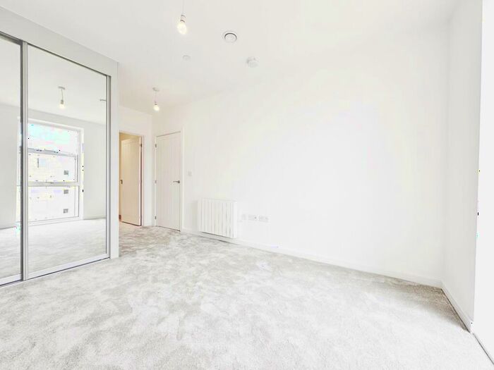 2 Bedroom Apartment For Sale In Station Road, Bishops Stortford, CM23