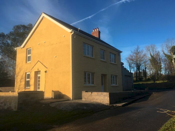 4 Bedroom Detached House To Rent In Llysonnen Road, Carmarthen, Carmarthenshire, SA33