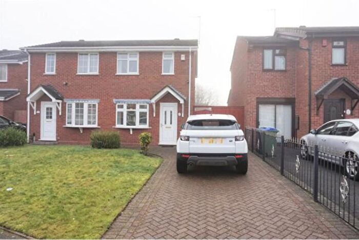 2 Bedroom Semi-Detached House To Rent In Weston Drive, Tipton, West Midlands, DY4