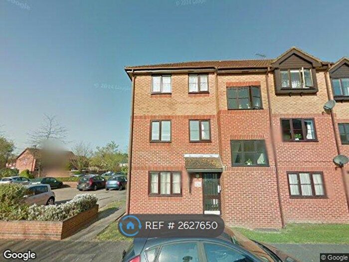 2 Bedroom Flat To Rent In Brunel Road, Southampton, SO15