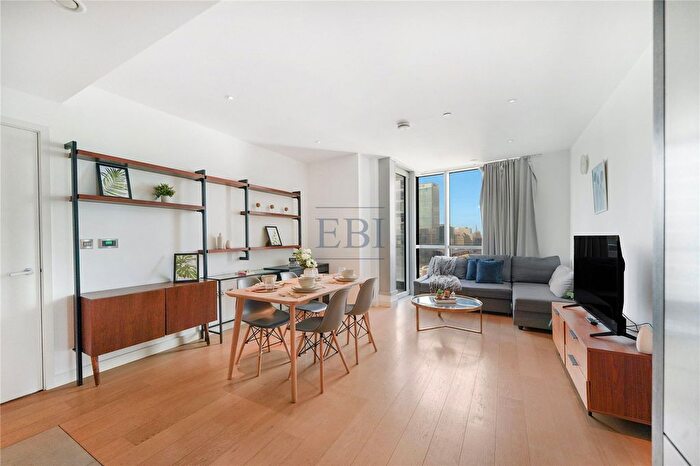 1 Bedroom Flat For Sale In Charrington Tower, Biscayne Avenue, London, E14