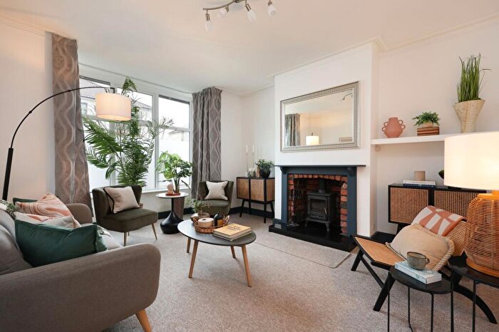 3 Bedroom Terraced House For Sale In Toronto Road, Horfield, Bristol, BS7