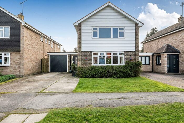 4 Bedroom Detached House For Sale In Station Road, Lingfield, RH7