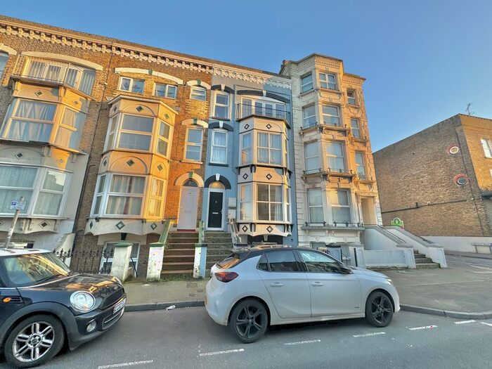 1 Bedroom Flat To Rent In Canterbury Road, Margate, CT9