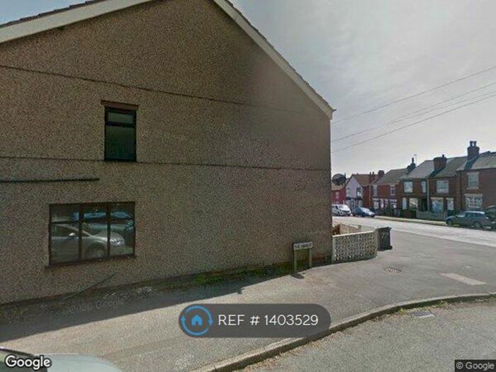 3 Bedroom Semi-Detached House To Rent In The Common, South Normanton, Alfreton, DE55