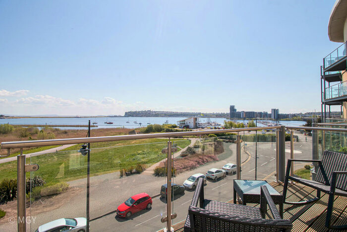 2 Bedroom Apartment To Rent In Lacuna, Windsor Eslpanade, Cardiff Bay, CF10