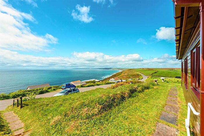 2 Bedroom Chalet For Sale In Tregonhawke, Whitsand Bay, PL10