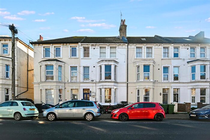 1 Bedroom Flat For Sale In Langney Road, Eastbourne, BN21