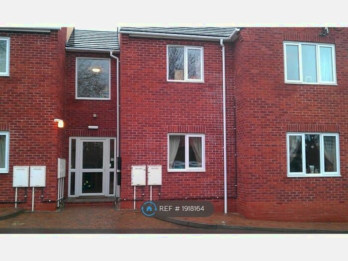 2 Bedroom Flat To Rent In Head Street, Pershore, WR10
