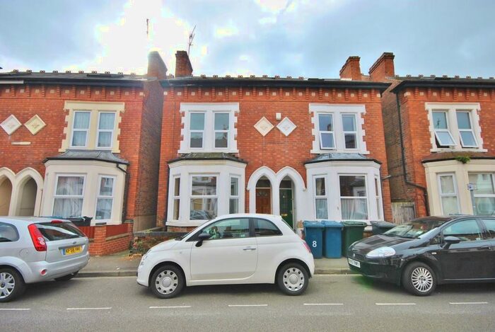 4 Bedroom Semi-Detached House To Rent In Rosebery Avenue, West Bridgford, Nottingham, NG2