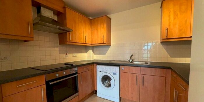 2 Bedroom Flat To Rent In Garner Court, Douglas Road, Stanwell, Staines TW19