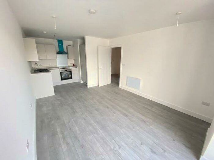 1 Bedroom Apartment To Rent In Marlowes, Hemel Hempstead, HP1