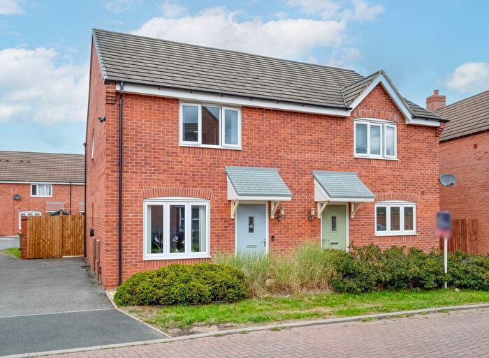 2 Bedroom Semi-Detached House For Sale In Wilfred Mews, Wythall, B47