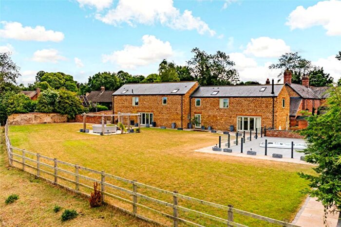 5 Bedroom Barn Conversion For Sale In Main Street, Orton, Kettering, Northamptonshire, NN14
