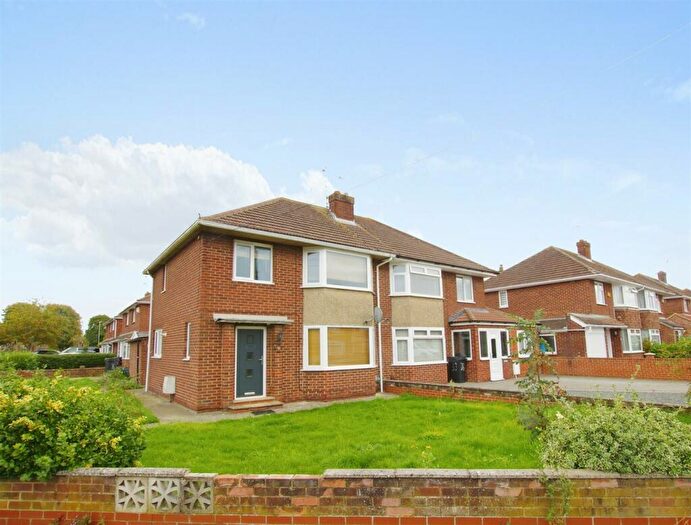 3 Bedroom Semi-Detached House To Rent In Eastern Avenue, Old Walcot, Swindon, SN3