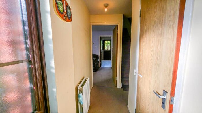 3 Bedroom End Of Terrace House For Sale In Goosander Way, West Thamesmead, SE28