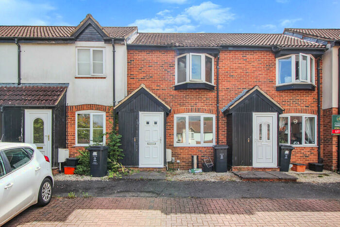 2 Bedroom Terraced House To Rent In Lowes Close, Sparcells, Swindon, SN5