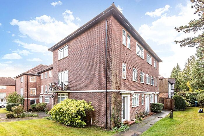 2 Bedroom Maisonette For Sale In Cervantes Court, Northwood, Middlesex, HA6