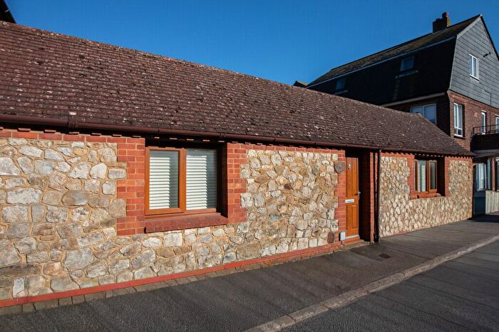 2 Bedroom Bungalow For Sale In Albert Road, Hythe, CT21