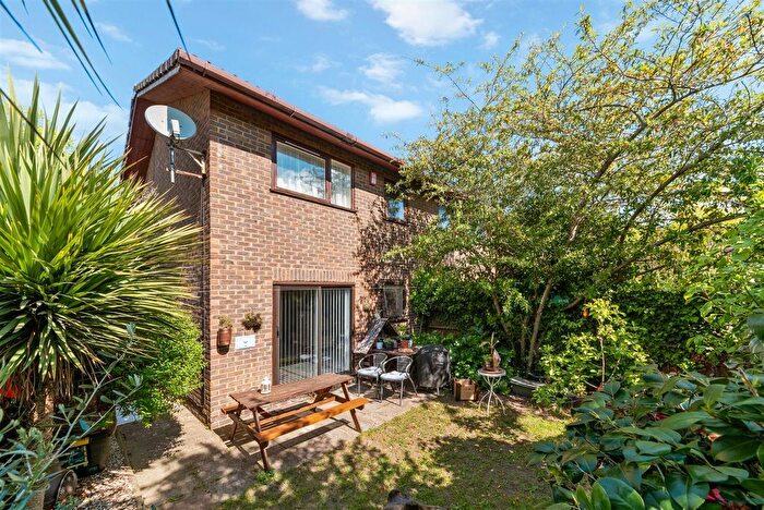 2 Bedroom Semi-Detached House For Sale In Mandeville Close, Wimbledon, SW20
