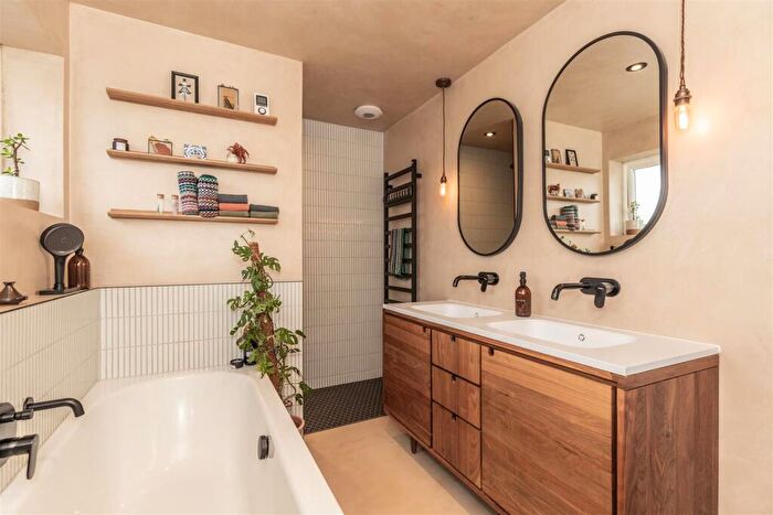 4 Bedroom Detached House For Sale In Cordons, Kingston, Lewes, BN7