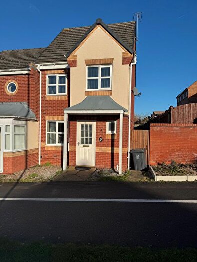 3 Bedroom Terraced House To Rent In Kestrel Lane, Leicester, LE5