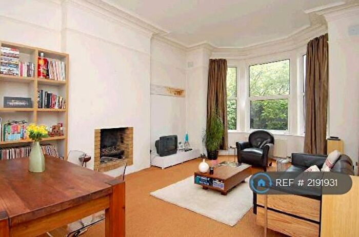 1 Bedroom Flat To Rent In Cavendish Rd, London, SW12