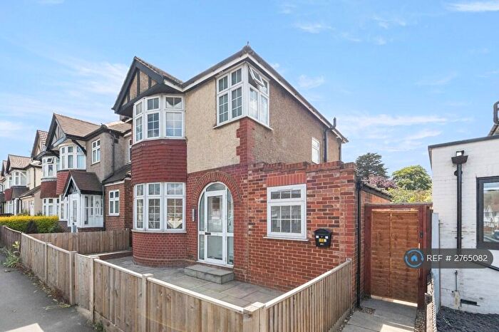 Studio To Rent In Kingston Road, Epsom, KT19