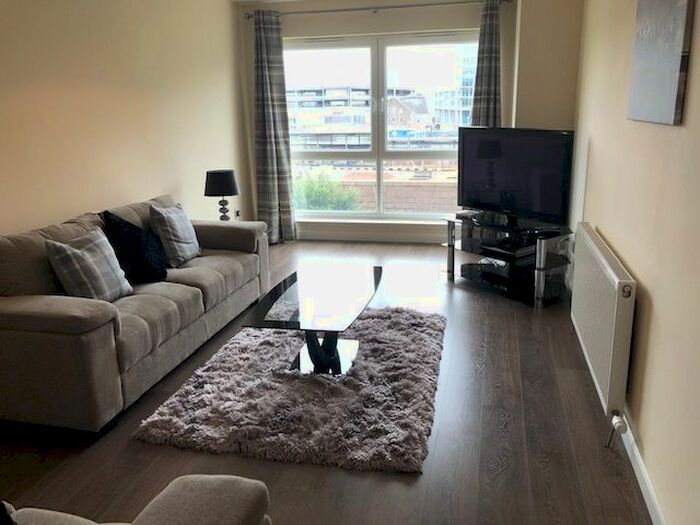 2 Bedroom Flat To Rent In Portland Street, City Centre, Aberdeen, AB11