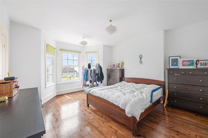 5 Bedroom Detached House For Sale In Bromley Common, Bromley, BR2