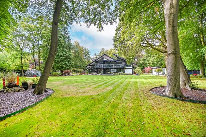 5 Bedroom Detached House For Sale In Stoke Wood, Stoke Poges, SL2