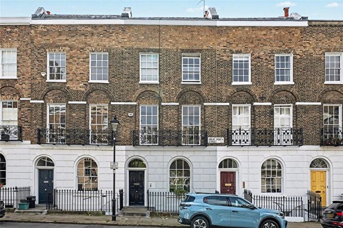 1 Bedroom Flat For Sale In Great Percy Street, London, WC1X