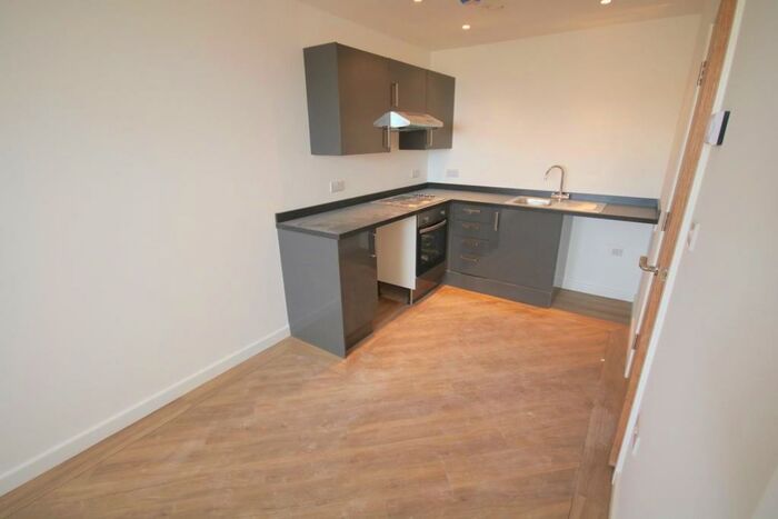 1 Bedroom Flat To Rent In Cornerstone House, London Road, PO2