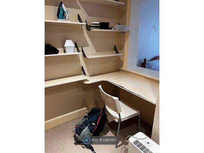 1 Bedroom Flat To Rent In Hendon Lane, London, N3