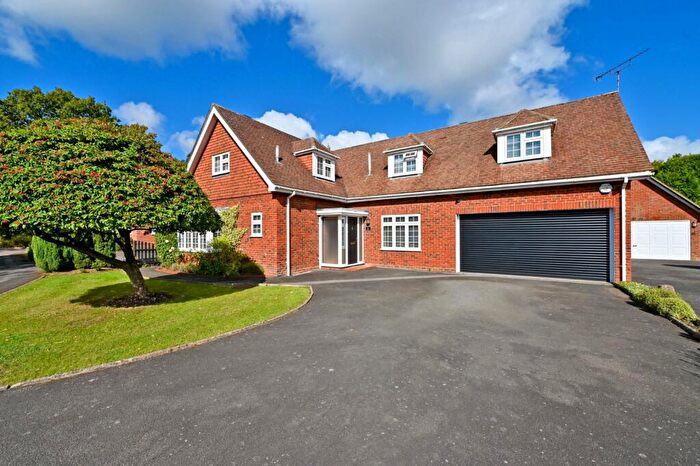 3 Bedroom Detached House To Rent In Tudor Park, Amersham, Buckinghamshire, HP6