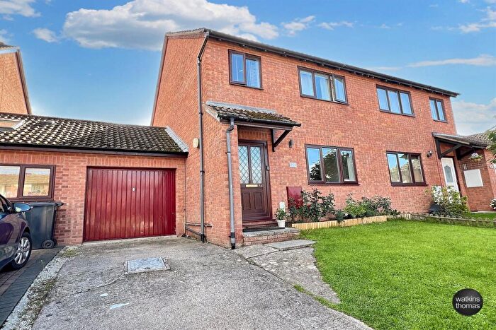 3 Bedroom Semi-Detached House For Sale In Thistledown Grove, Hampton Dene, Hereford, HR1