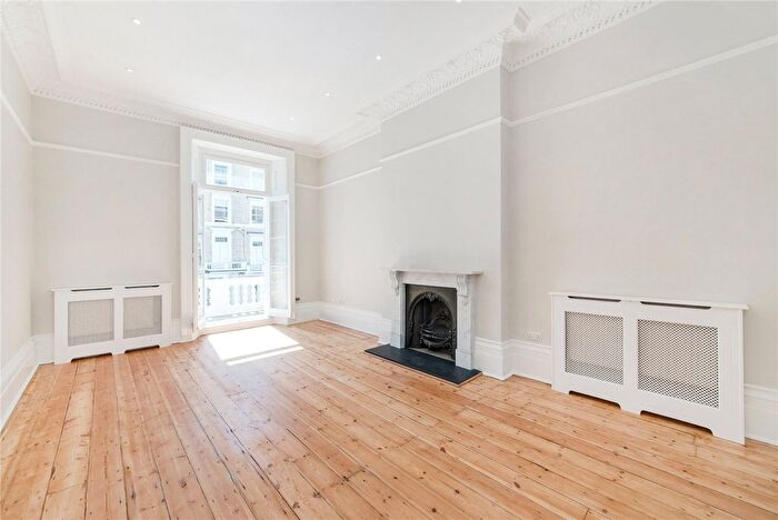 2 Bedroom Flat To Rent In Elvaston Place, South Kensington, SW7