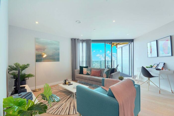 1 Bedroom Flat To Rent In Churchyard Row, Elephant And Castle, London, SE11