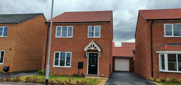 4 Bedroom Detached House To Rent In Field Avenue, LN1