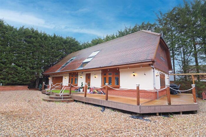 1 Bedroom Maisonette To Rent In Steeple Road, Mayland, Chelmsford, CM3