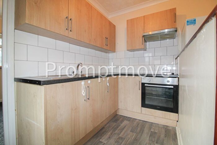 1 Bedroom Property To Rent In Russell Rise, Luton, LU1