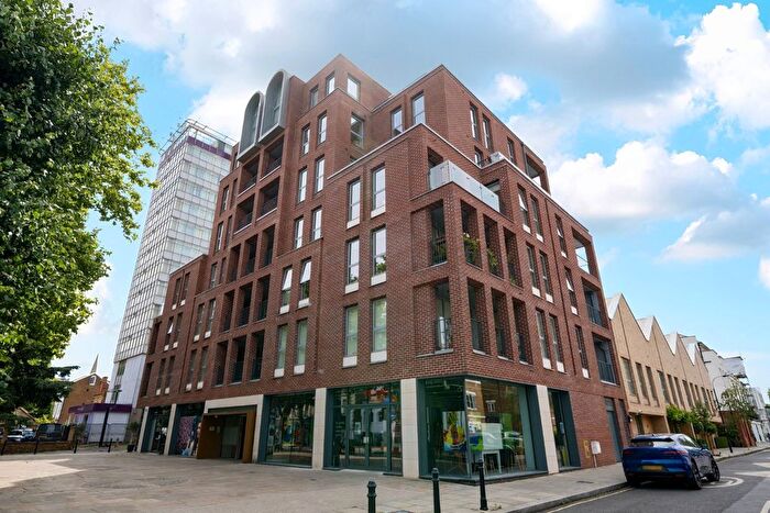 2 Bedroom Flat For Sale In King Street, London, W6