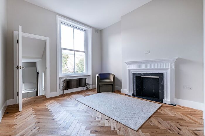 2 Bedroom Flat For Sale In Shirland Road, London, W9