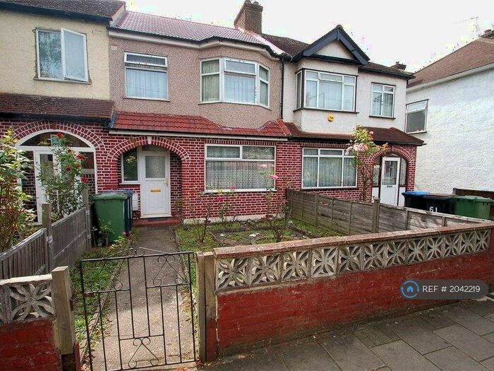 3 Bedroom Terraced House To Rent In Manor Farm Road, Wembley, HA0